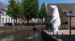 Beeldenroute in de gaten te houden vandalisme